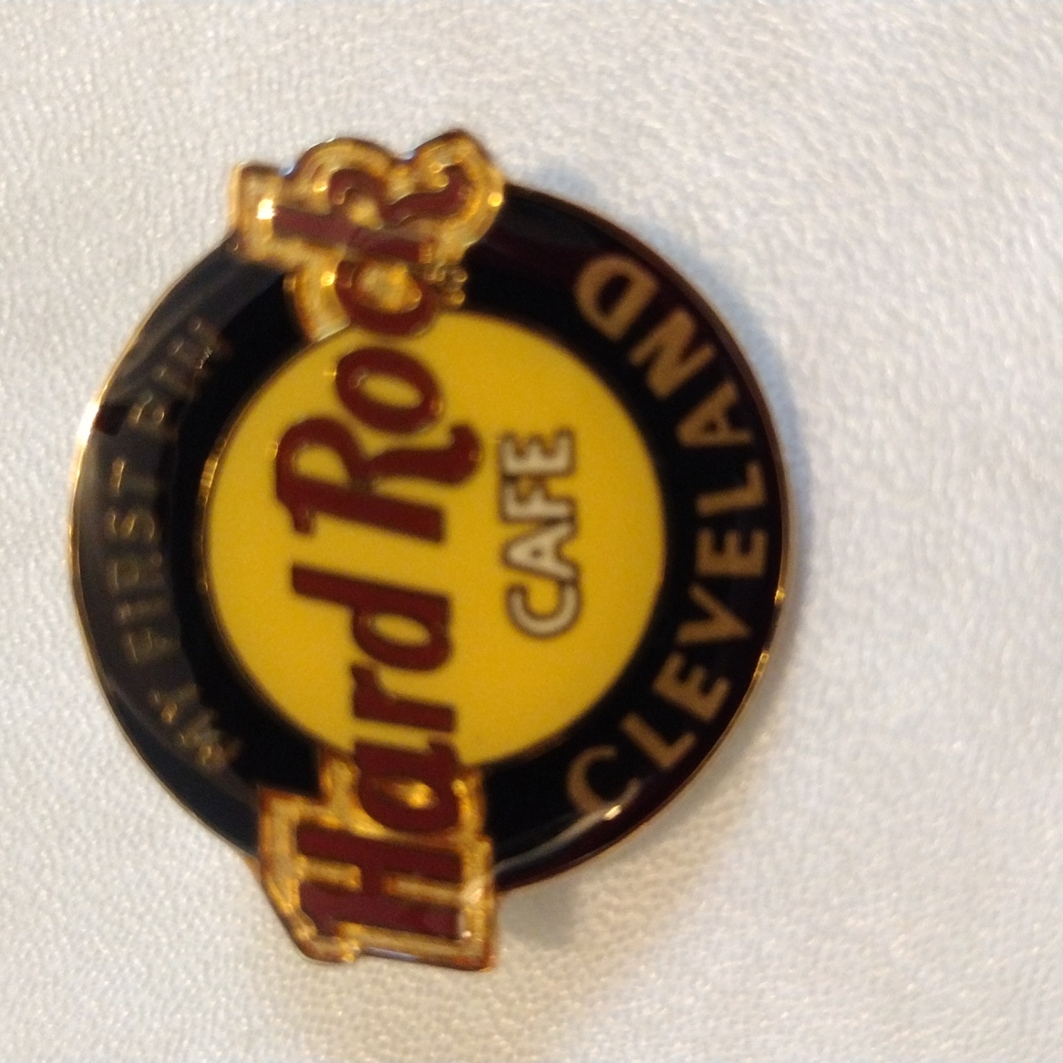Hard Rock Cafe First Pin Cleveland 16$